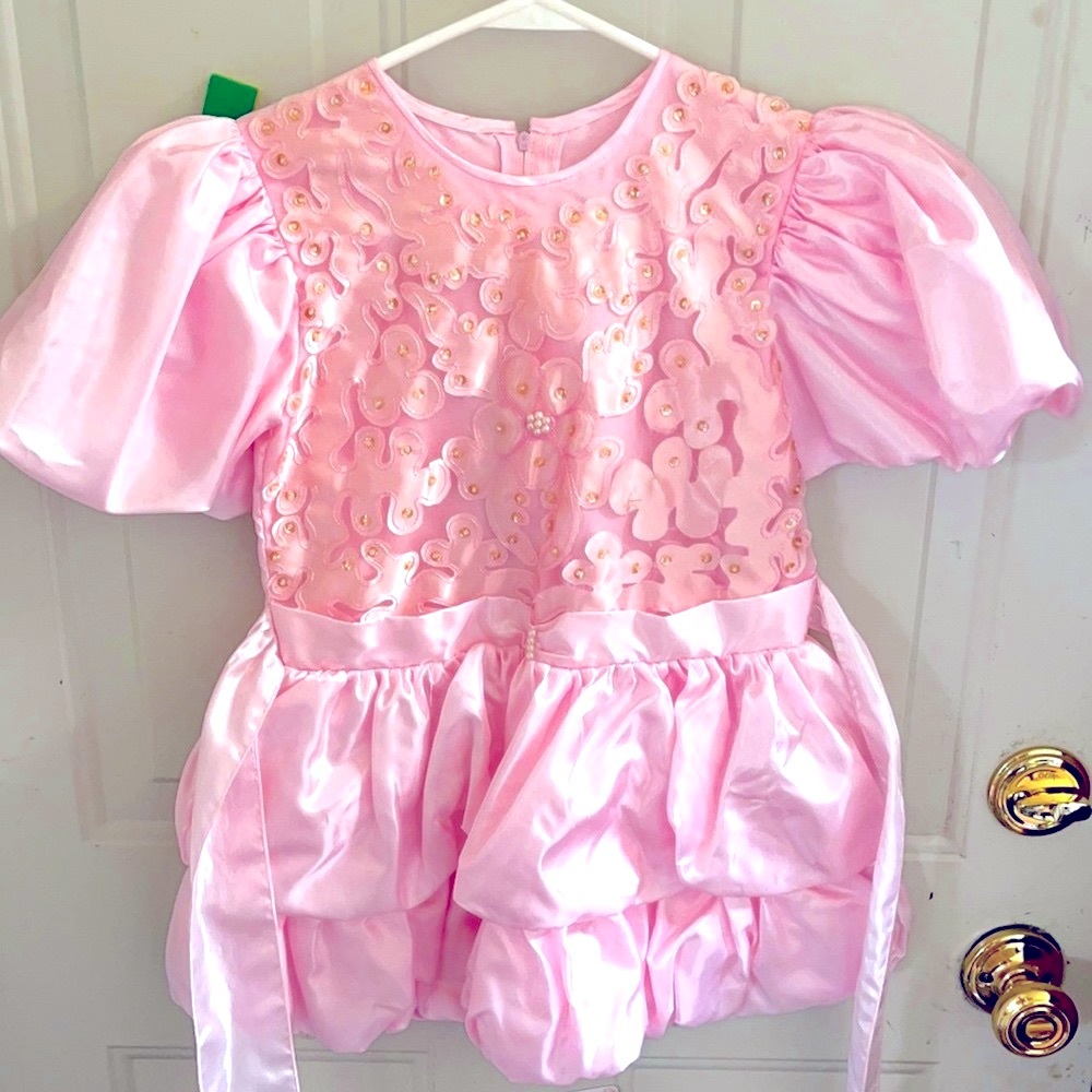 Vintage pink dress ❤️ 2/$15